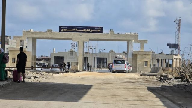 Suriye: Komşu ülkelerden 425.000'den fazla vatandaş geri döndü